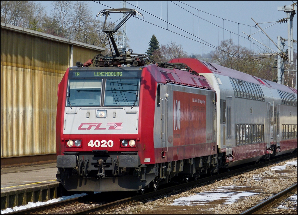 . 4020 is arriving with bilevel cars in Ettelbrck on March 25th, 2013.