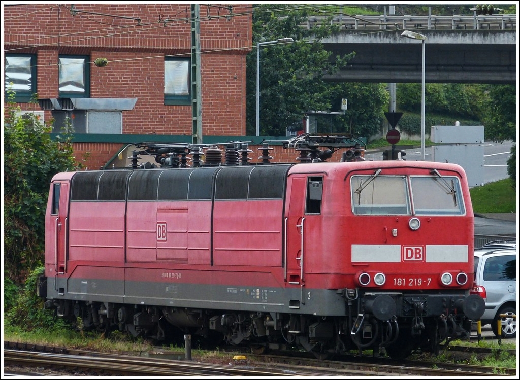 181 219-7 pictured in Koblenz main station on July 28th, 2012.
