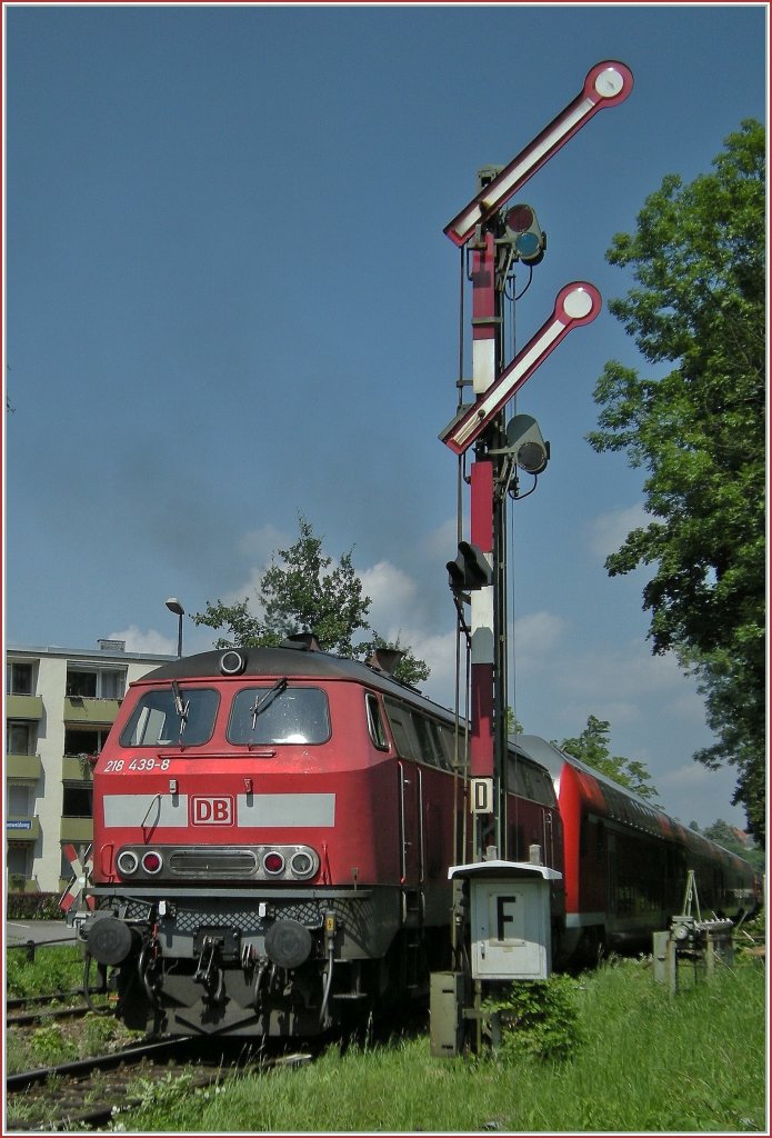 218 439-8 in Lindau. 
28.07.2008  
