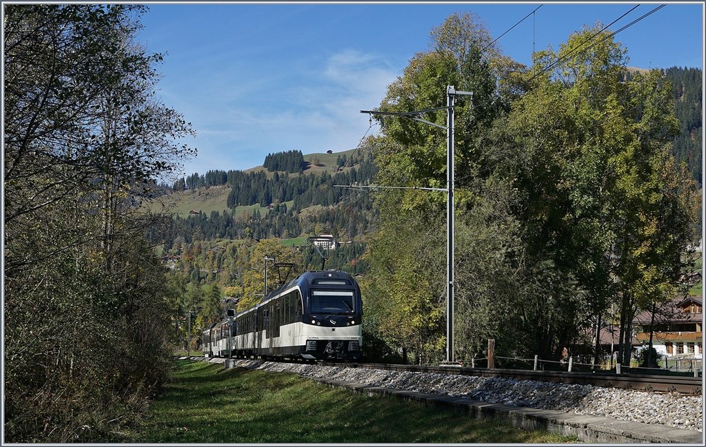 A MOB local train between Saanen and Gstaad.
10.10.2017