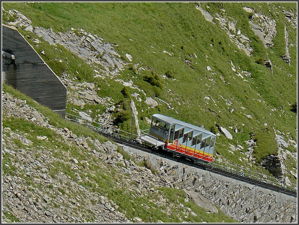 A Niesen Bahn funicular unit photographed on July 29th, 2008.