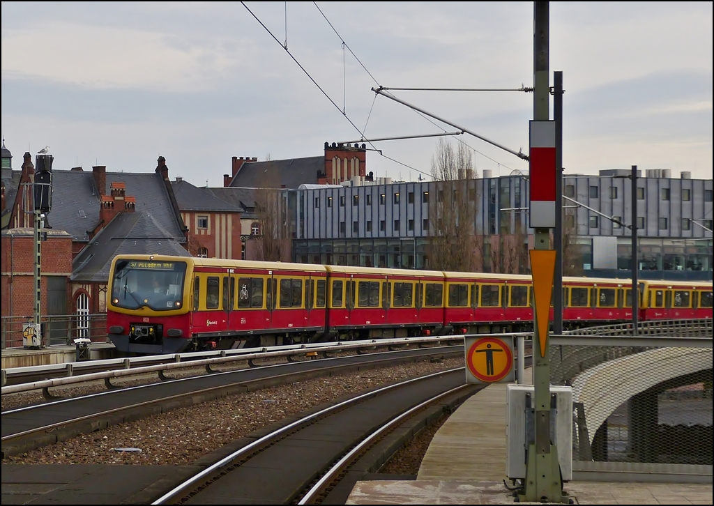 A S-Bahn train to Potsdam is arriving in Berlin main station on December 25th, 2012.