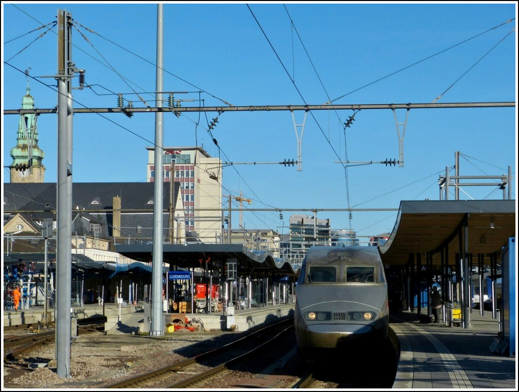 A TGV Atlantique/Rseau unit is waiting for passengers in Luxembourg City on January 16th, 2012.
