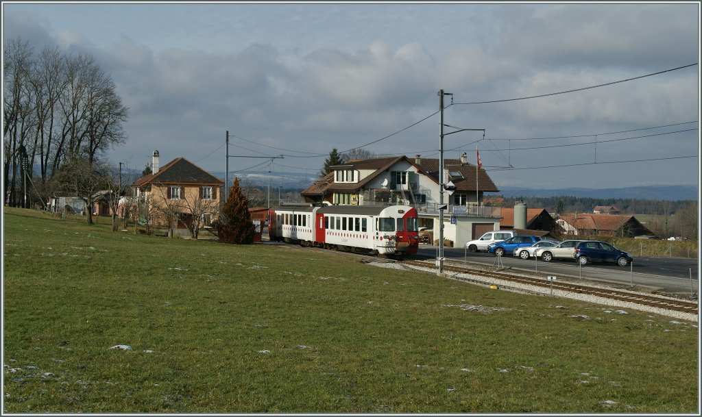 A TPF local train on the  old  Station Tatroz.
12.01.3012