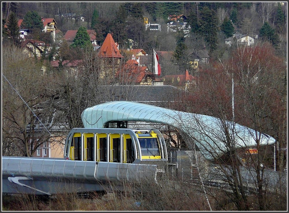 A train of the Hungerburgbahn is waiting for passengers at Innsbruck on December 22nd, 2009.