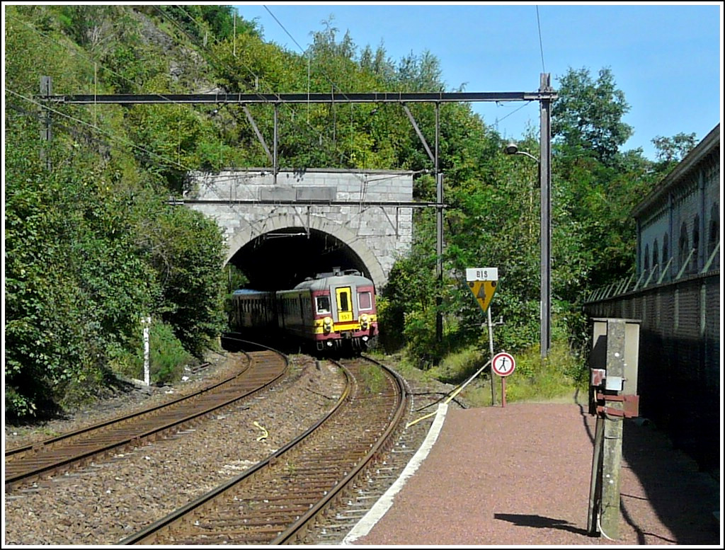 AM 62 157 is arriving in Dolhain-Gileppe on August 20th, 2011.
