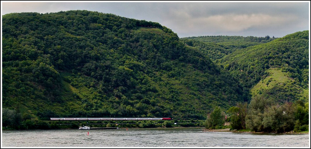 An unknown IC is running through the Rhine gorge near Boppard on June 24th, 2011.