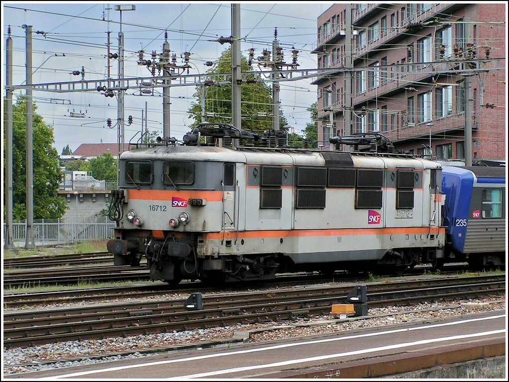 BB 16712 taken in Basel SNCF station on August 8th, 2007.