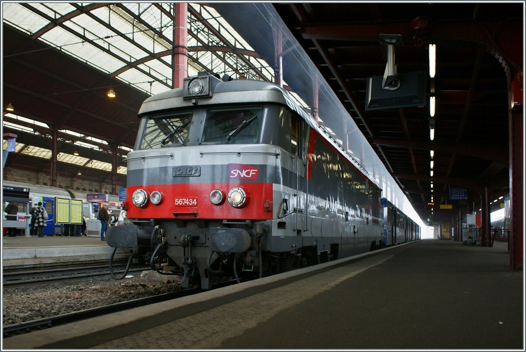 For me one of the SNCF favorists: BB 67000; here the 67 434 in Strasbourg.
29.10.2011