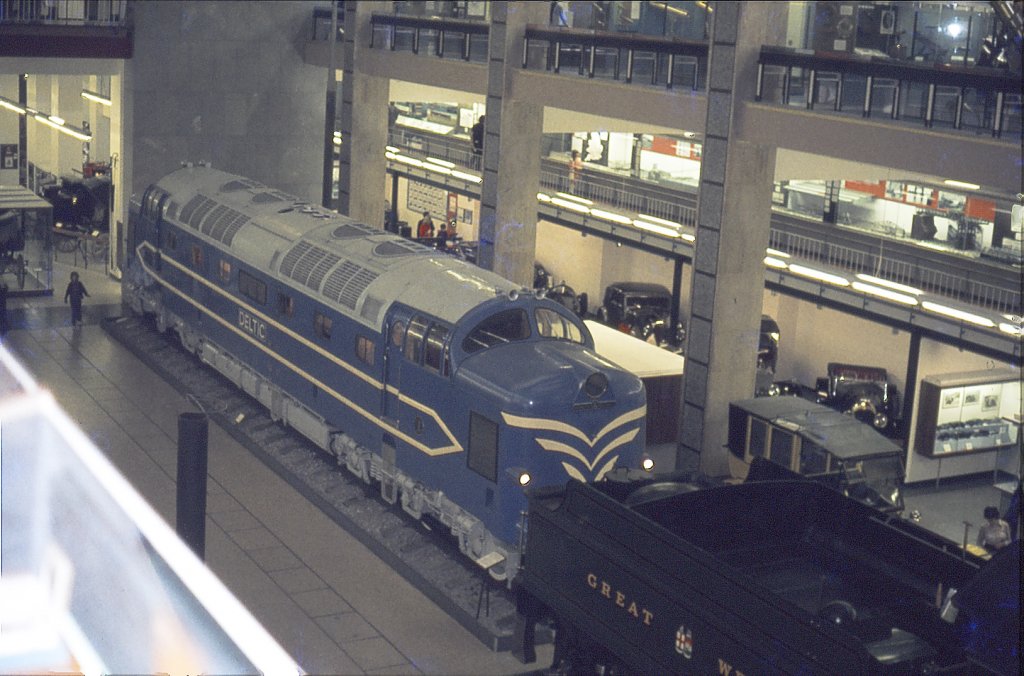 I made this picture of an diesel-electric locomotive in 1973 in the Science Museum London, South Kensington. The photo shows the English Electric Co-Co Diesel-electric DELTIC Prototype Locomotive, Number CD 050280.