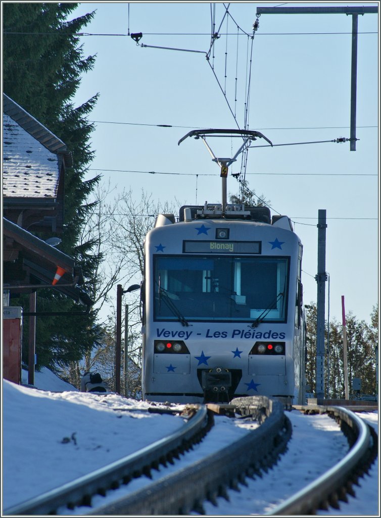Is arrived on the summit Station: CEV Beh 2/4 N 72 on the Les Pleiades Station. 
31.01.2011