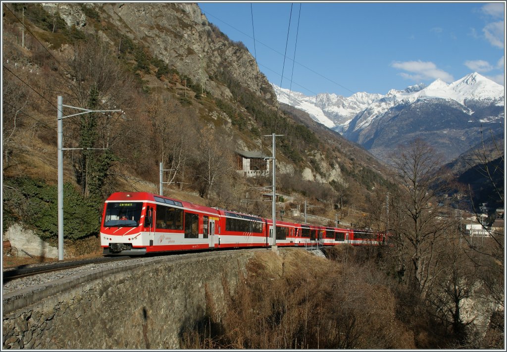 MGB local train to Zermatt by Stalden.
21.01.2011