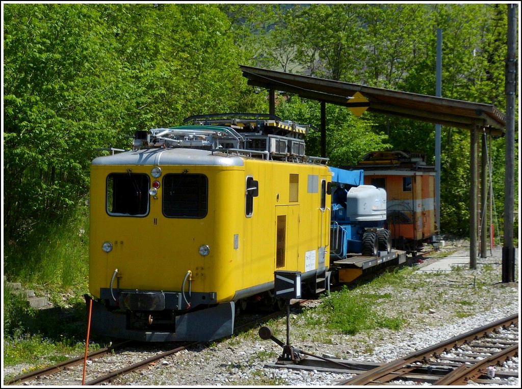 MOB Tm 2/2 7 pictured in Chteau d'Oex on May 25th, 2012.