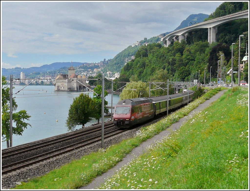 Re 460 094-6 pictured near the Chteau de Chillon on August 2nd, 2008.