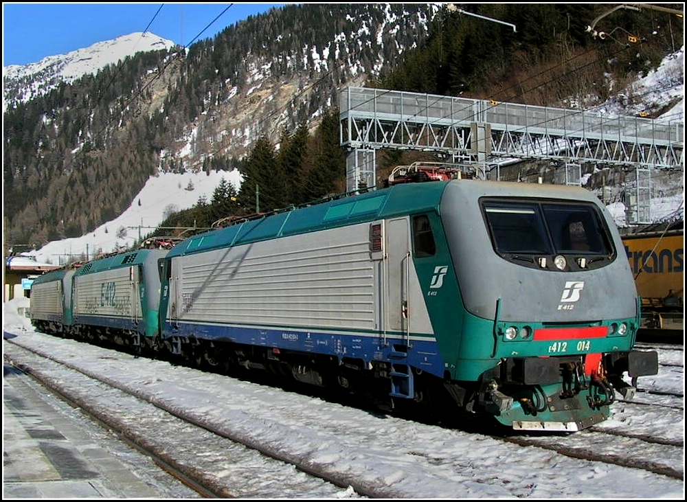 Several FS E 412 pictured at the station Brenner/Brennero on February 4th, 2006. 