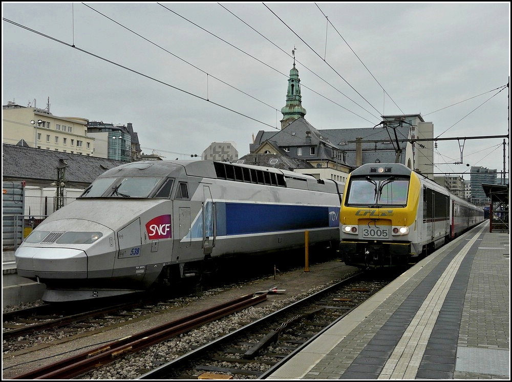 TGV 538 pictured togther with 3005 in Luxembourg City on June 6th, 2009.