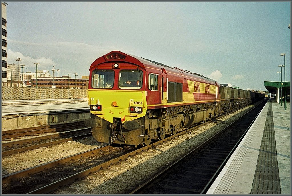 The EW&S 66052 in Cardiff.
November 2000/analog picture from CD 