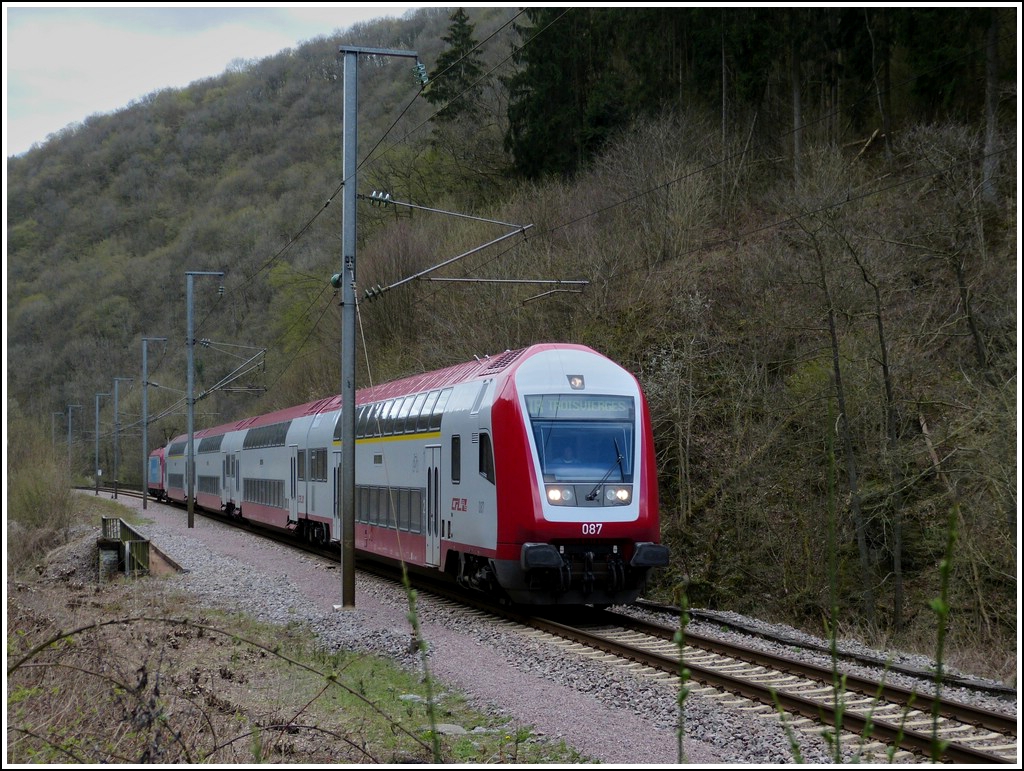 The IR 3714 Luxembourg City - Troisvierges is running between Goebelsmhle and Kautenbach on April 16th, 2012.