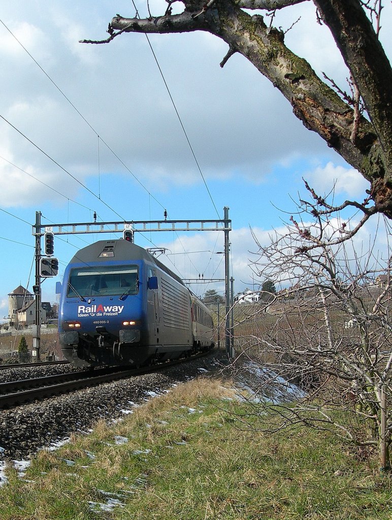 The SBB RailAway Re 460 with IR to Brig by Lutry.
