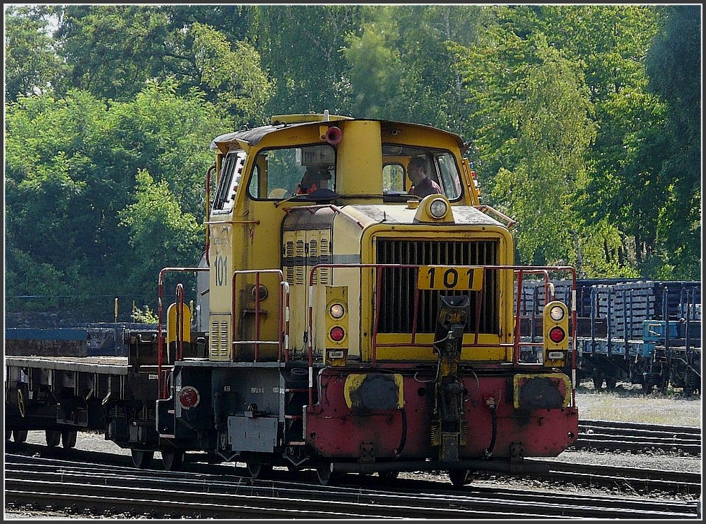 The shunter engine 101 pictured at Ptange on August 4th, 2009.