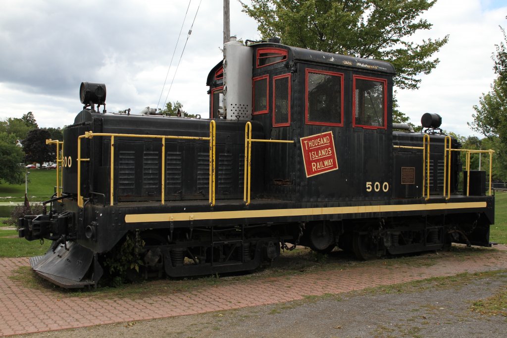 The Thousand Islands Railway (originally Gananoque & Rideau Railway) was an 8km long railroad which running from Gananoque north to the Grand Trunk Railway. Thousand Islands Railway 500 Whitcomb gas-electric on 14.Sep.2010 at Gananoque.
