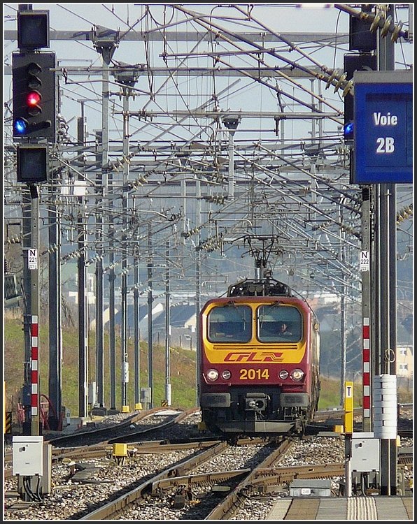 Z 2014 heading a double unit is coming from Luxembourg City and will soon arrive at its final destination Ptange on December 19, 2008.