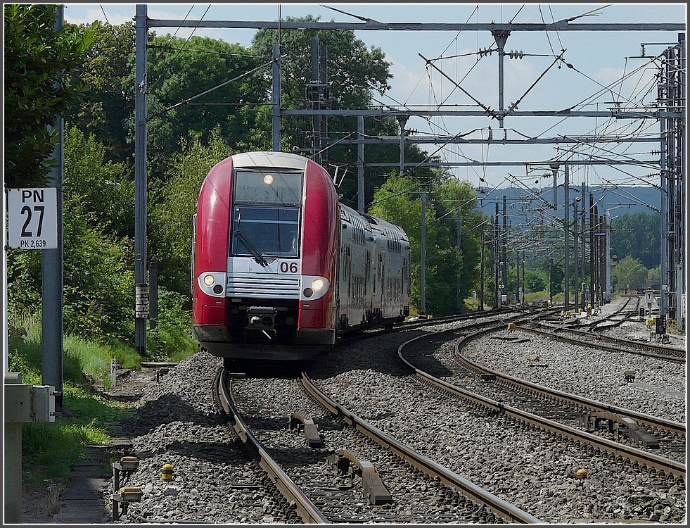 Z 2206 is arriving at the station of Rodange on August 4th, 2009.