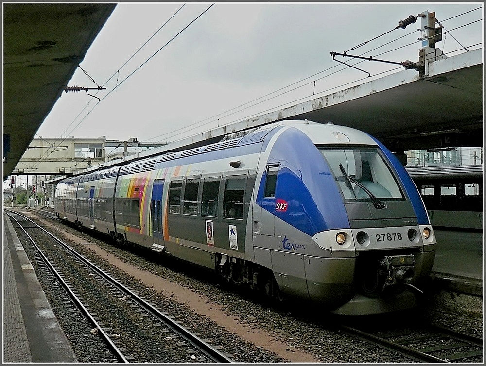 Z 27878 pictured at Mulhouse on June 19th, 2010.
