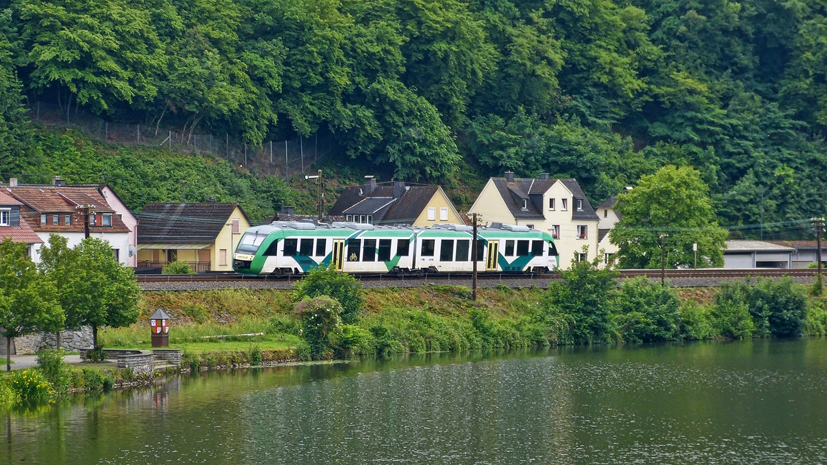 . A VECUTS LINT 41 is running through Balduinstein on May 26th, 2014.