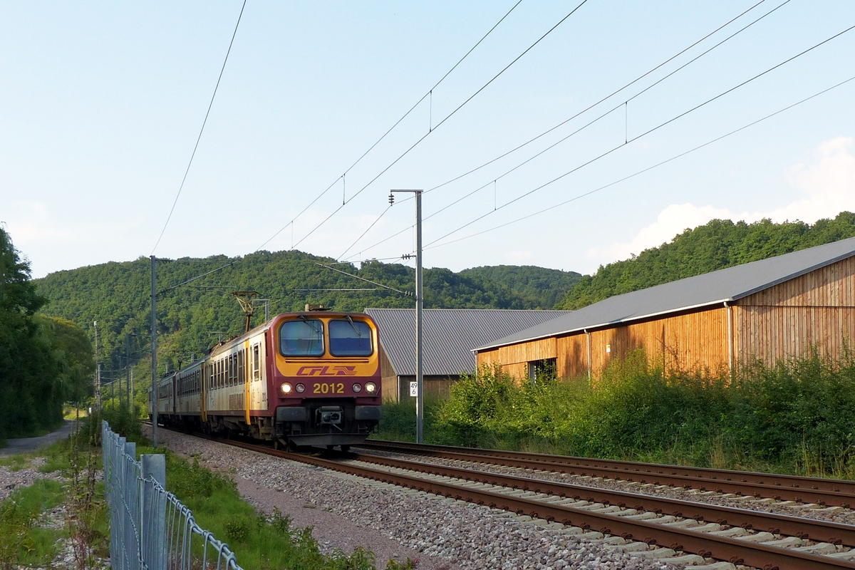 . A Z 2000 double unit is running through Erpeldange/Ettelbrck on August 1st, 2014.