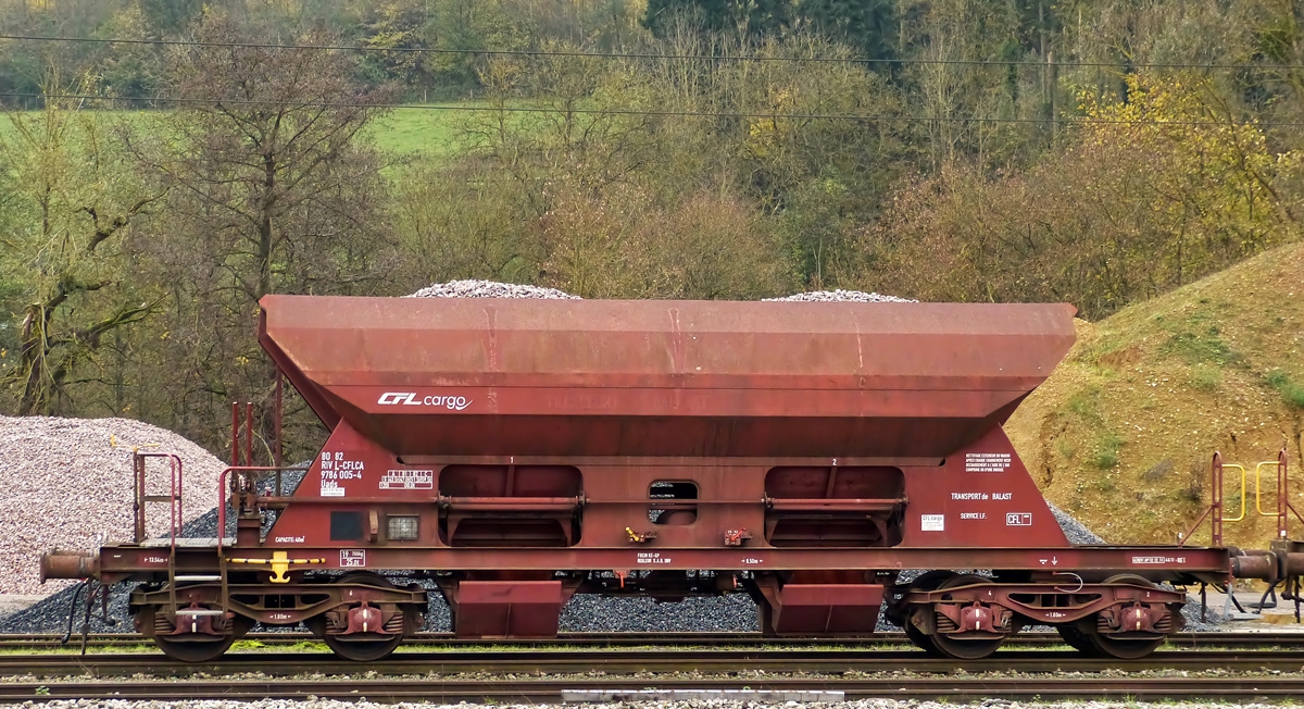 . The CFL Cargo ballast waggon (Uads 80 82 RIVL-CFLCL 9786 005-4) photographed in Ettelbrck on November 6th, 2014.