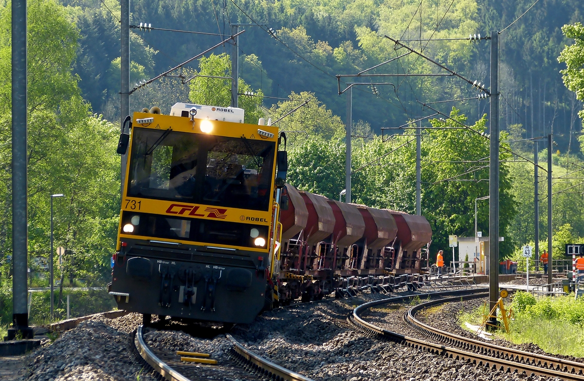 . The CFL Robel 731 pictured with a maintenance train in Drauffelt on May 18th, 2014.
