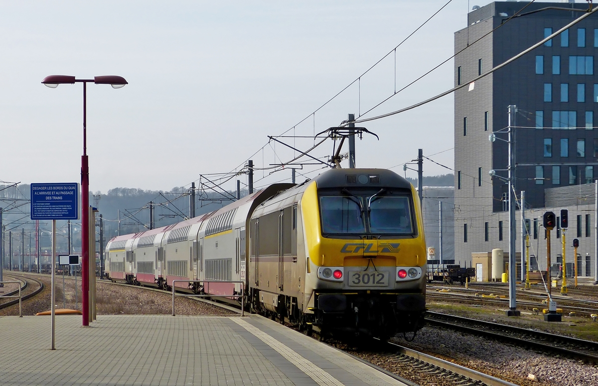 . The RE 6915 Luxembourg City - Rodange is leaving the station Belval Universit on March 7th, 2014.