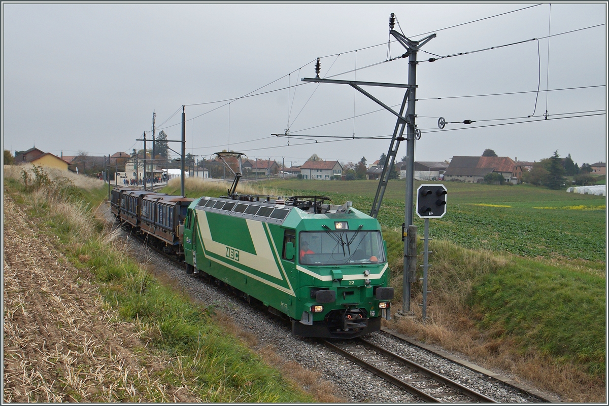 120 Years BAM MBC: A BAM Cargo train near Apples on the way to Bière.
24.10.2015