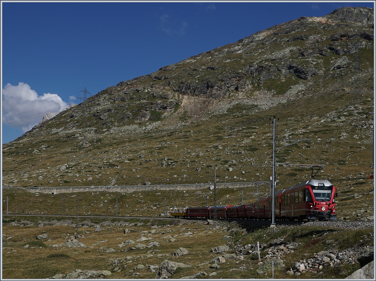 A Bernina local train on the way to Tirano near Bernina Ospizio.
13.09.2016
