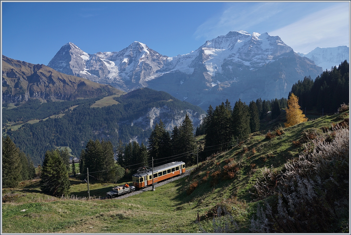 A BLM Be 4/4 by the Grütschalp for the background of the Eiger Mönch and Jungfrau.

17.10.2018 
