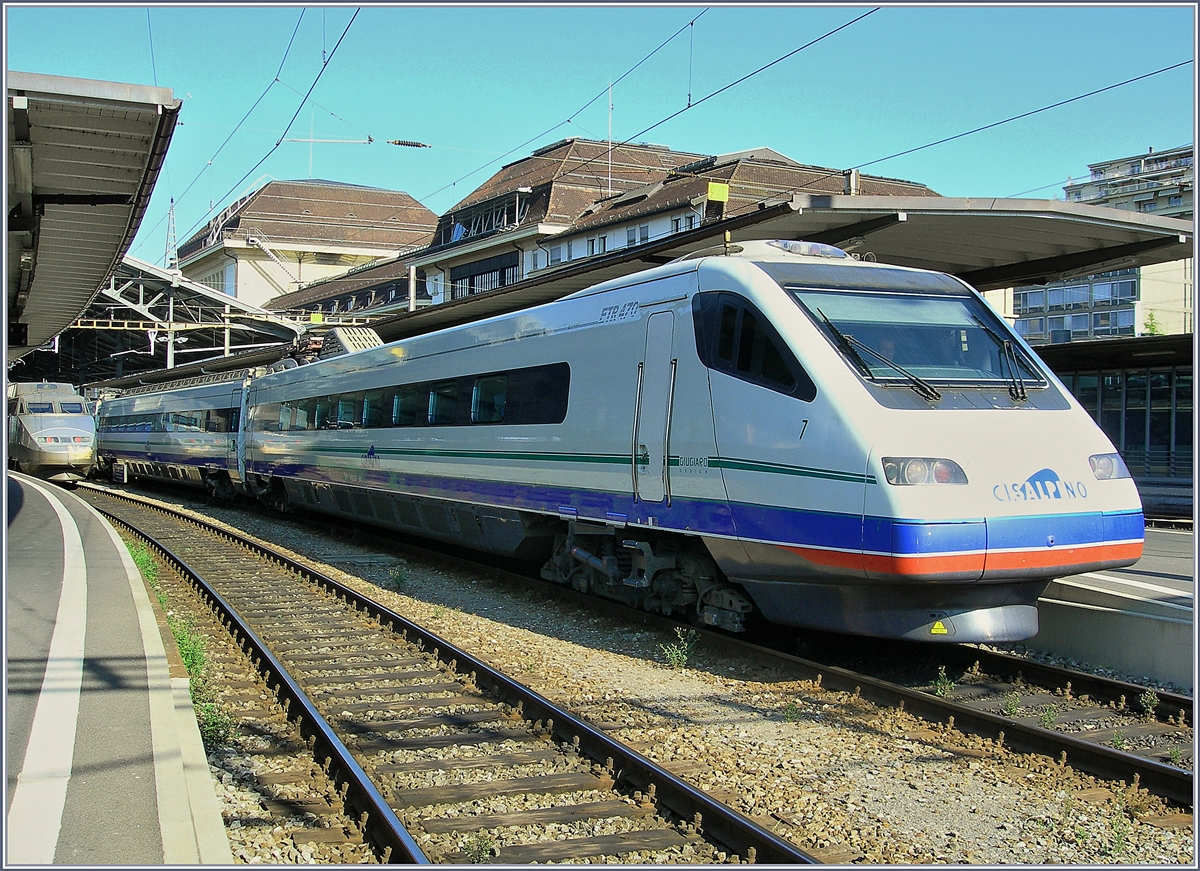 A CIS ETR 470 in Lausanne is waiting for his departur to Venezia SL.
01.08.2007