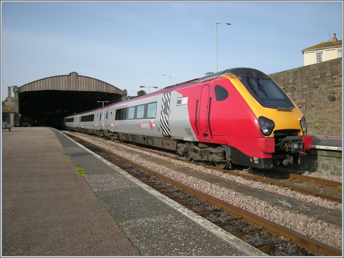 A Cross Country Class 220/221 in Penzance.
16.04.2008