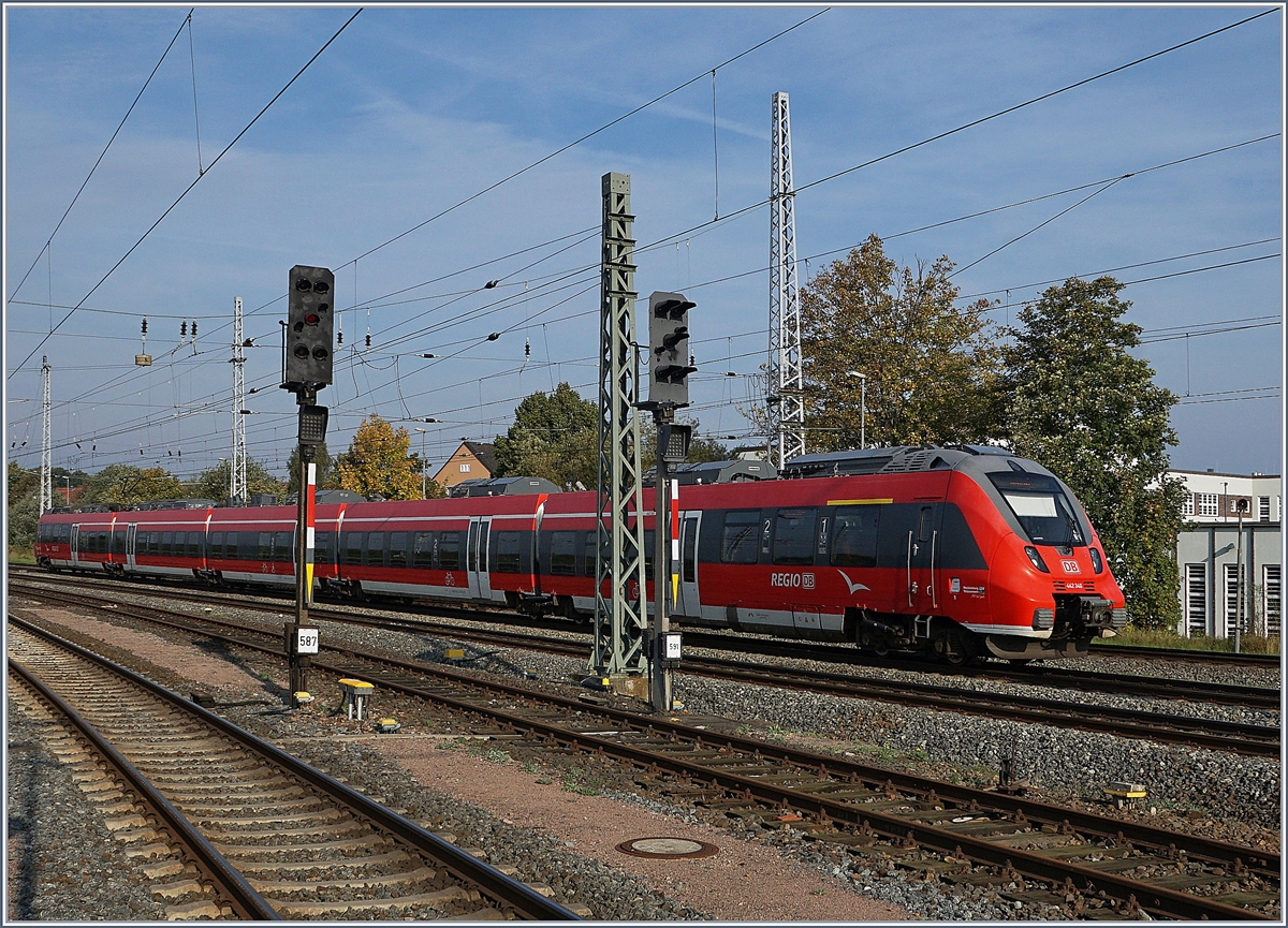 A DB 442 is arriving at Rostock Main Station.
30.09.2017