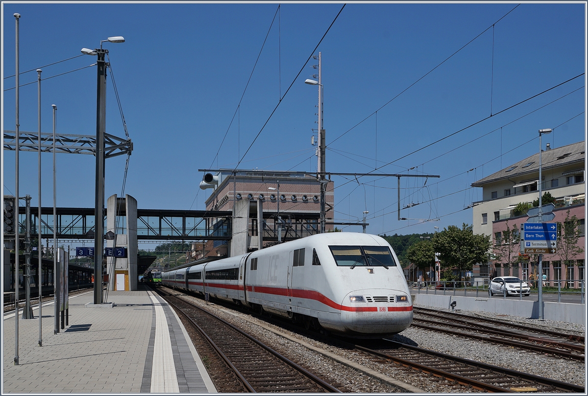 A DB ICE to Interlaken Ost by his stop in Spiez.
30.06.2018