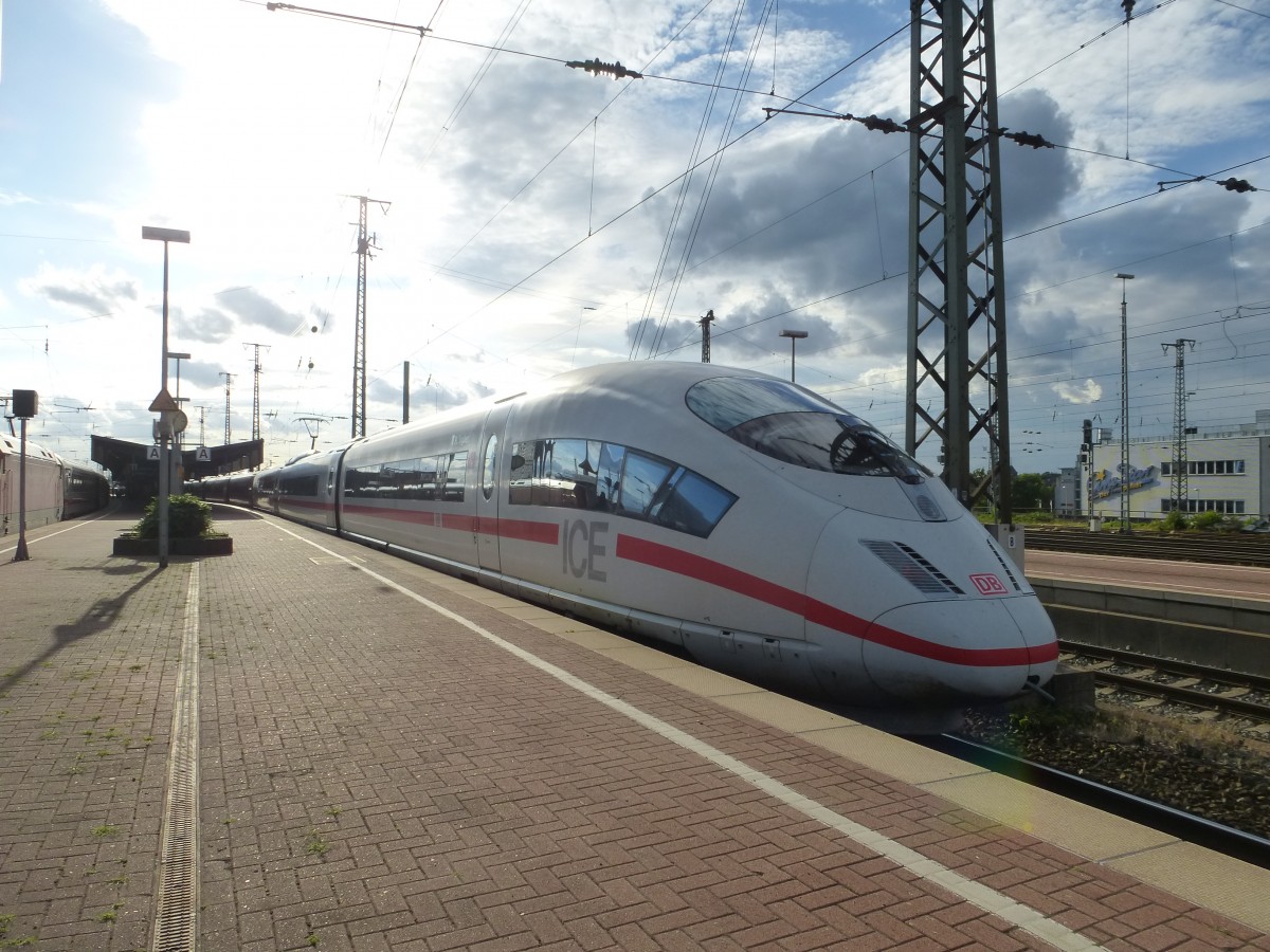 A ICE-3 is standing in Dortmund main station on August 19th 2013.