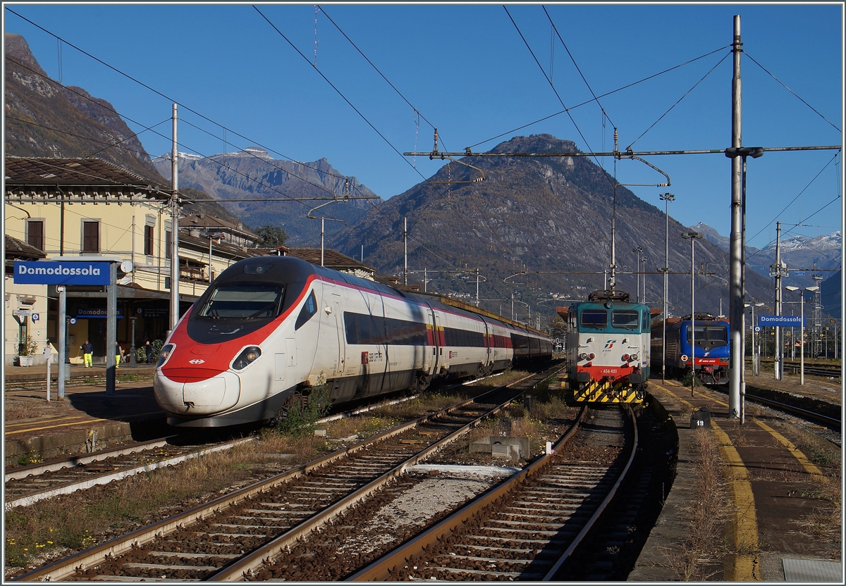 A SBB ETR 610 to Milano by stop in Domodossola.
26.10.2015