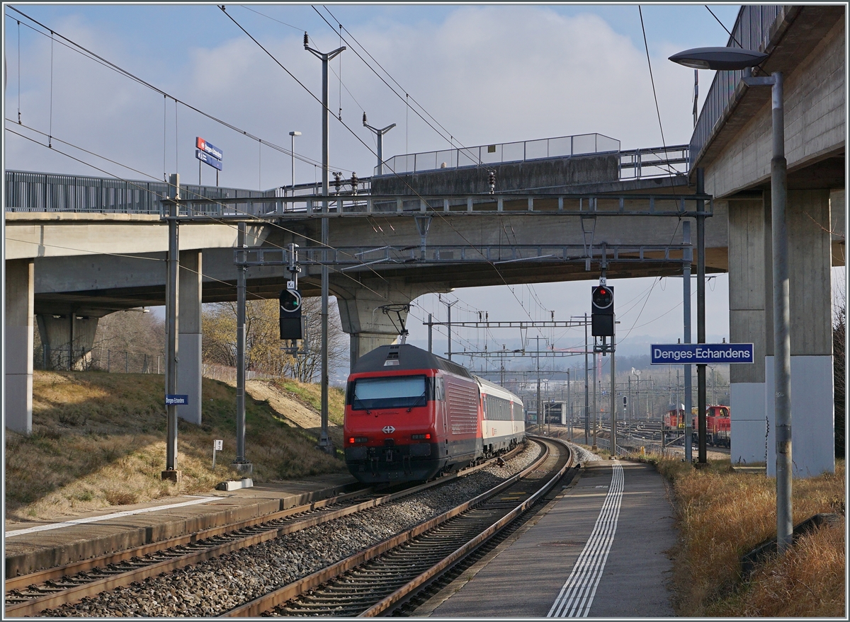 A SBB Re460 with his IR 90 from Geneva to Brig by Denges Echandens 

04.02.2022