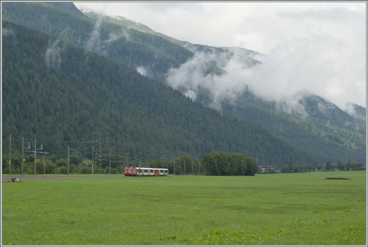 Big mountains and an small Train - Glacier Express by Oberwald.
16.08.2014