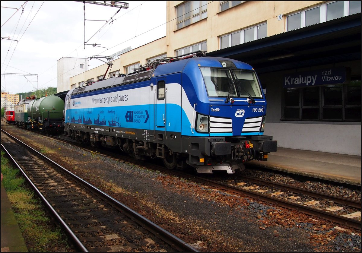 CD 193 290-4 Vectron in main station Kralupy nad Vltavou. Day of the railway on 27.04.2019.