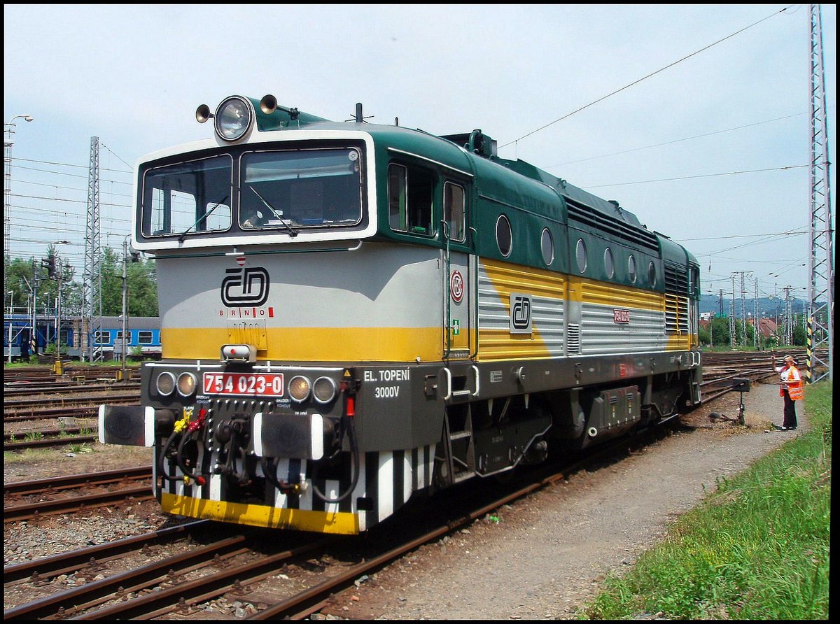 CD 754 023-0 in Railway station Hranice na Moravě on 30. 6. 2012.