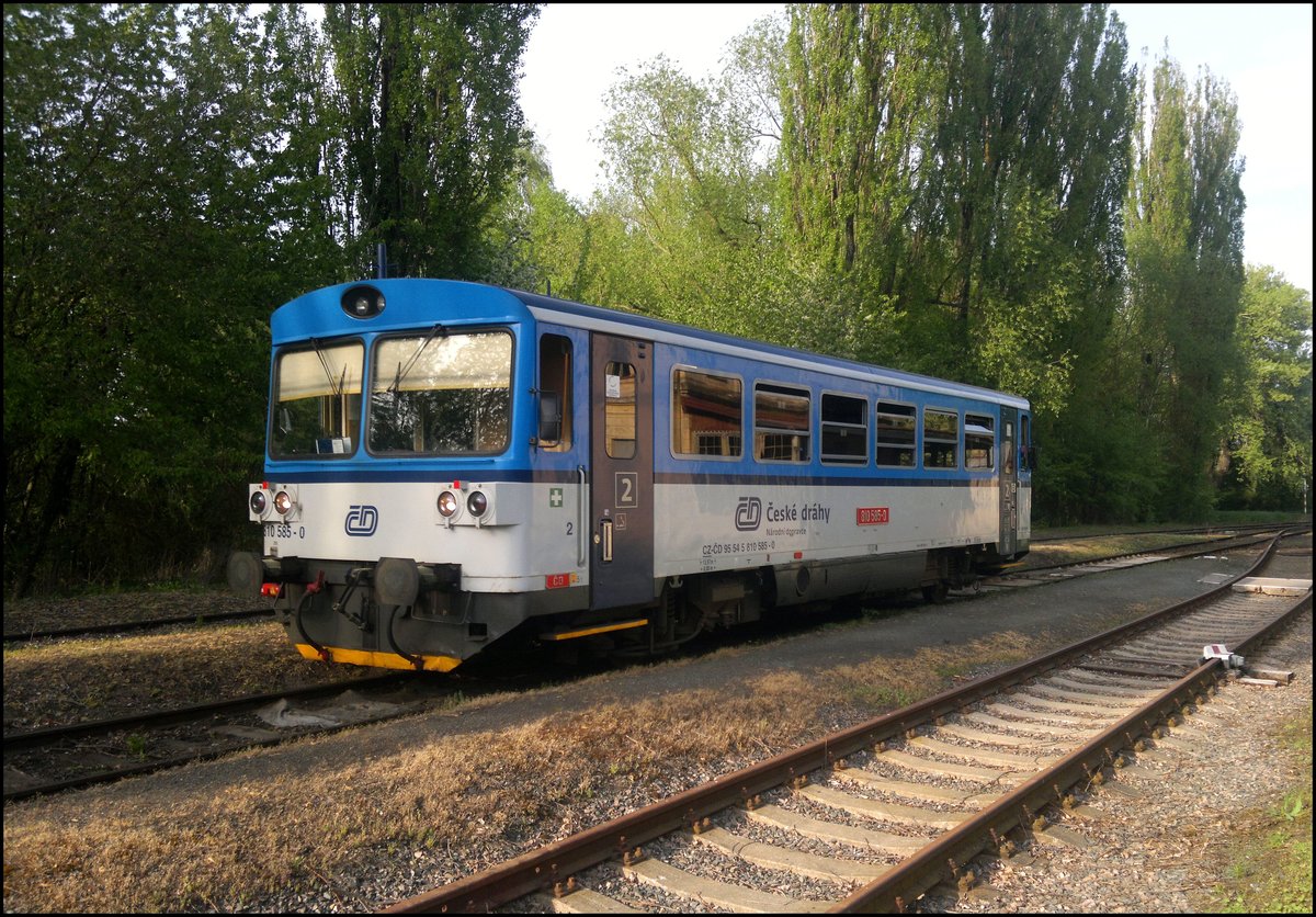 CD 810 585-0 in station Čistá on 28. 4. 2018