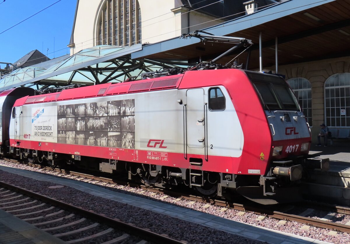 CFL advertiser 4017 stands in Luxembourg gare on 20 August 2023 -that day, three advertising TRAXX were seen at Luxembourg gare in less than one hour.