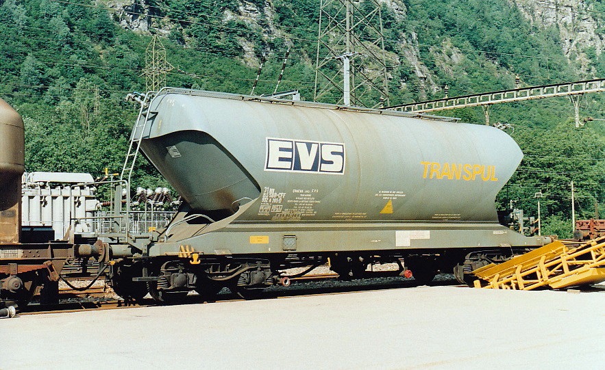 Covered Hopper Wagon SBB-CFF EVS Transpul in Lavorgo (CH), July 1996