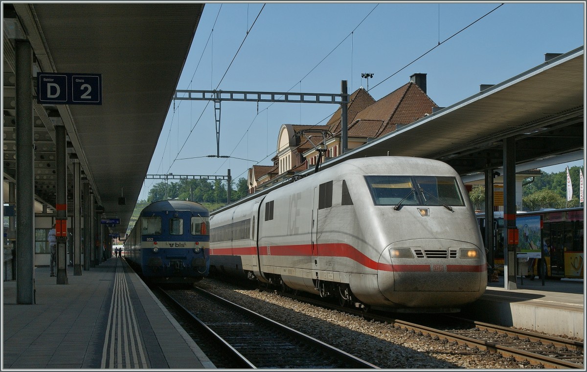 DB ICE to Interlaken Ost by his stop in Spiez. 
07.06.2013
